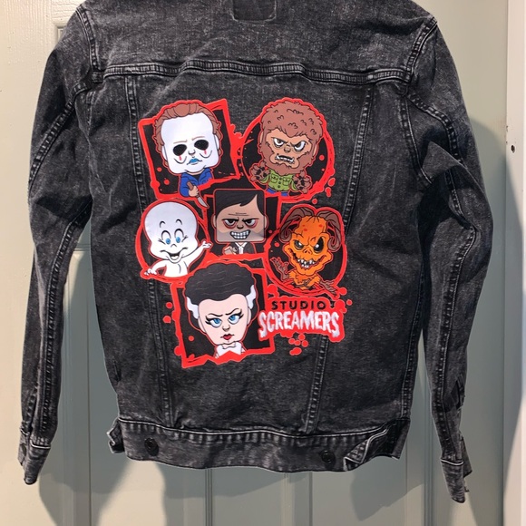📌 Universal Studios Halloween Horror Nights 2022 Studio Screamers Jean Jacket - Picture 6 of 6